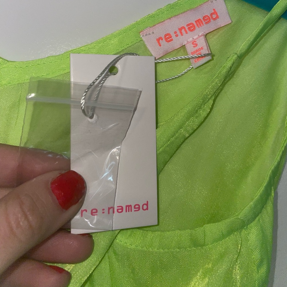 Re:named Button down tie front tank - Picture 7 of 7